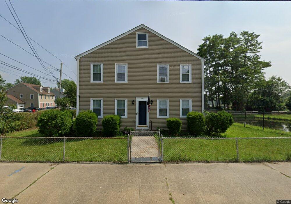 274 State St, Bristol, RI 02809 - photo 1