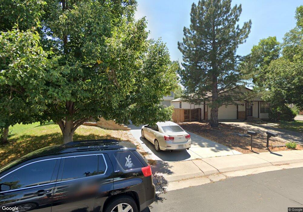 11518 E Highline Place, Aurora, CO 80010 - photo 1