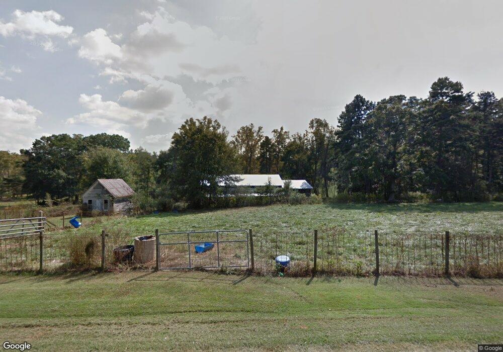 860 Henderson Rd, Gillsville, GA 30543 - photo 1