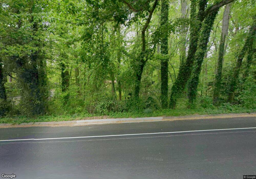 3350 Sleepy Hollow Rd, Falls Church, VA 22044 - photo 1