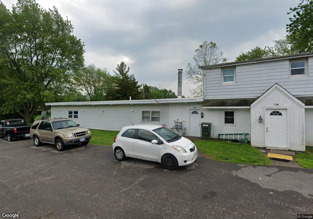 77 Old Farm Ln, Carpentersville, IL 60110 - photo 1