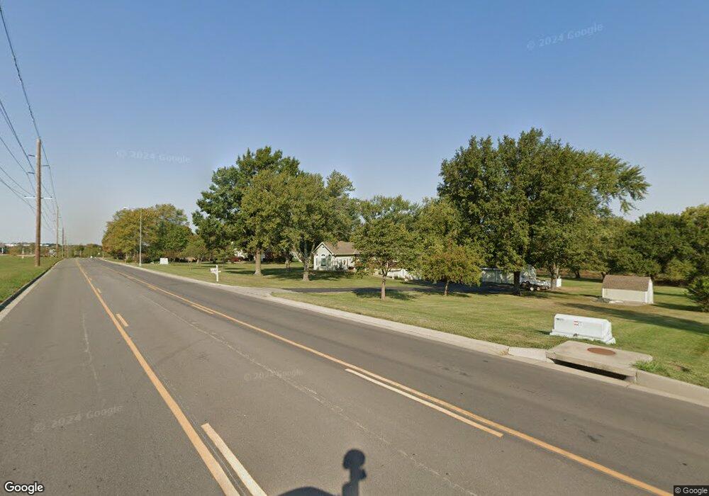 1122 W Hubach Hill Rd, Raymore, MO 64083 - photo 1