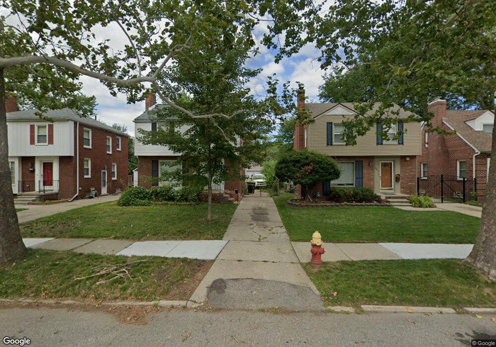 5648 Lannoo St, Grosse Pointe, MI 48236 - photo 1