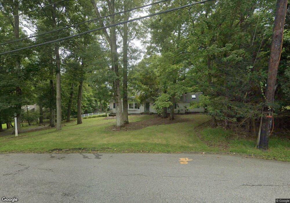 54 Locust Ln, Upper Saddle River, NJ 07458 - photo 1