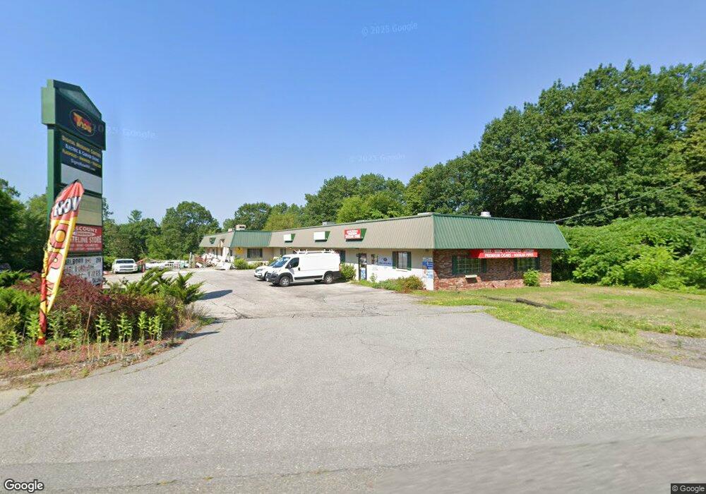 11 Bridge St, Pelham, NH 03076 - photo 1