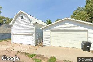208 N 5th St, Menno, SD 57045