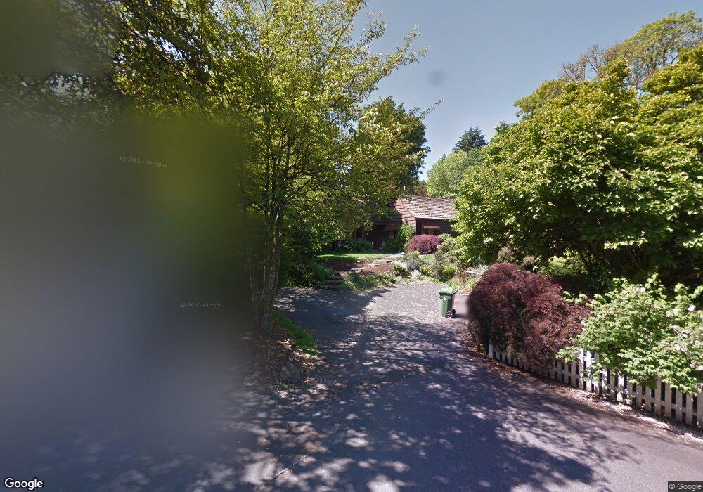 1752 Fern Place, Lake Oswego, OR 97034 - photo 1