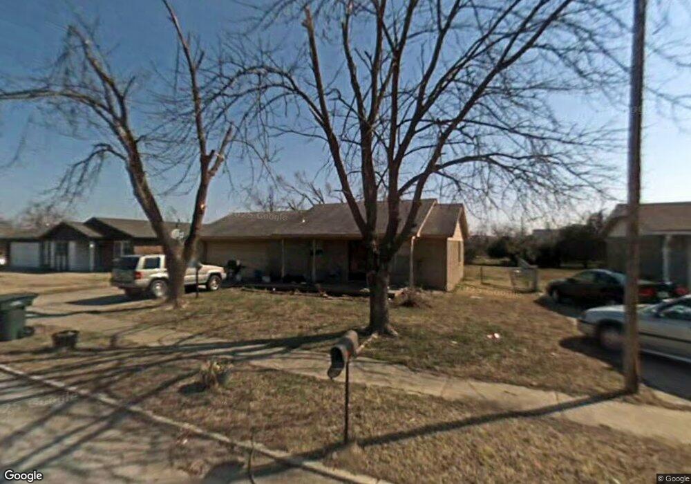 1217 S A St, Skiatook, OK 74070 - photo 1