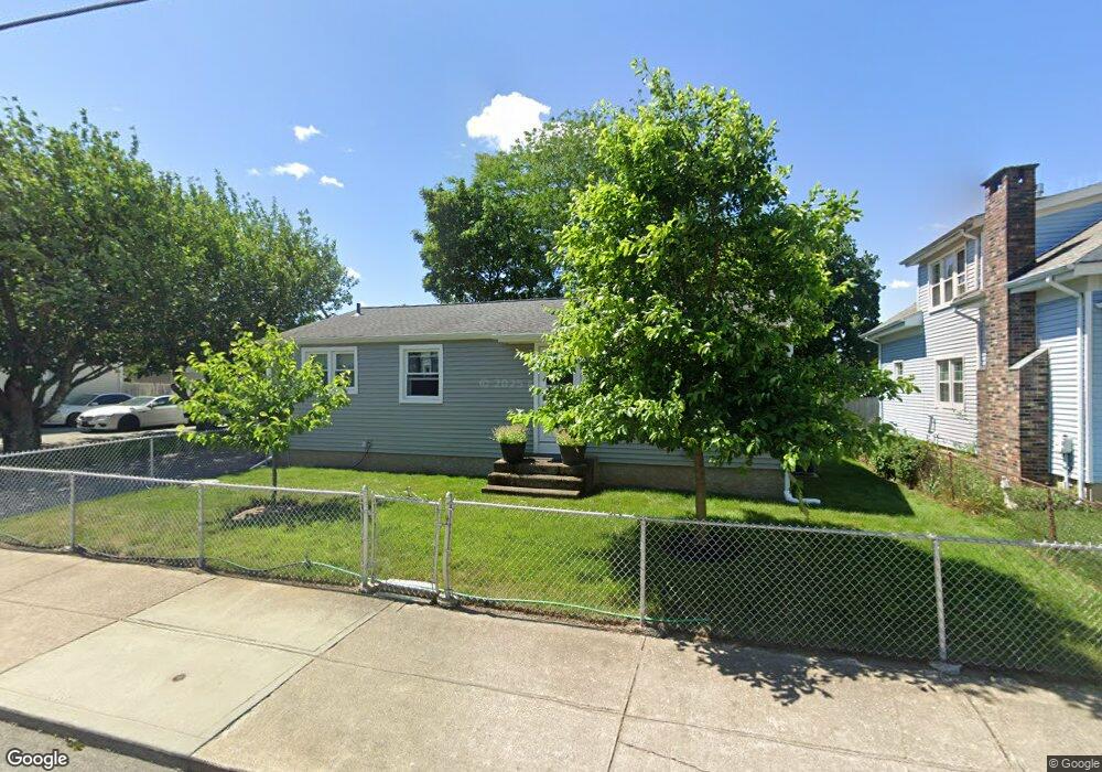 200 Francis Ave, Pawtucket, RI 02860 - photo 1