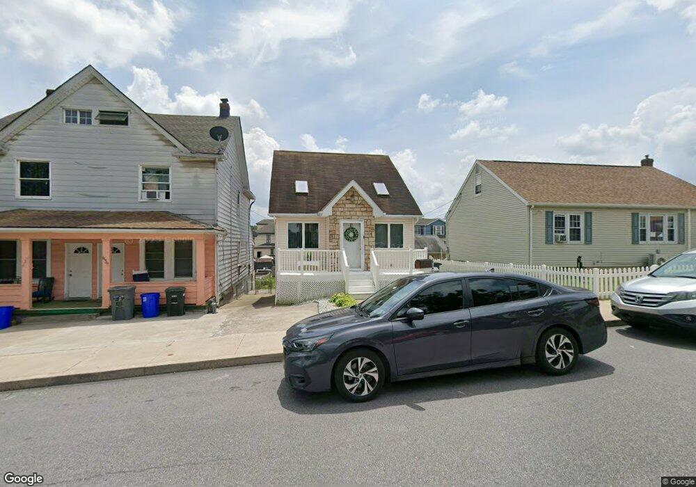 428 Samuels Ave, Hazleton, PA 18201 - photo 1