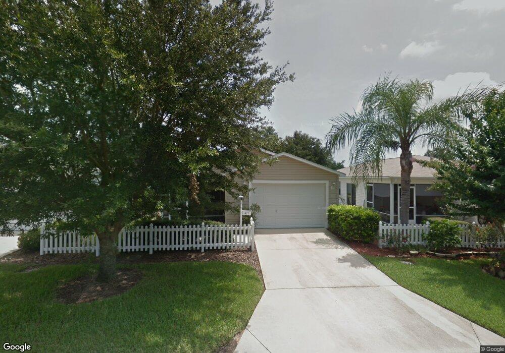 425 Canterbury Ct, The Villages, FL 32162 - photo 1