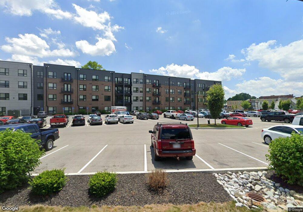 227 Krewson St, Plainfield, IN 46168 - photo 1