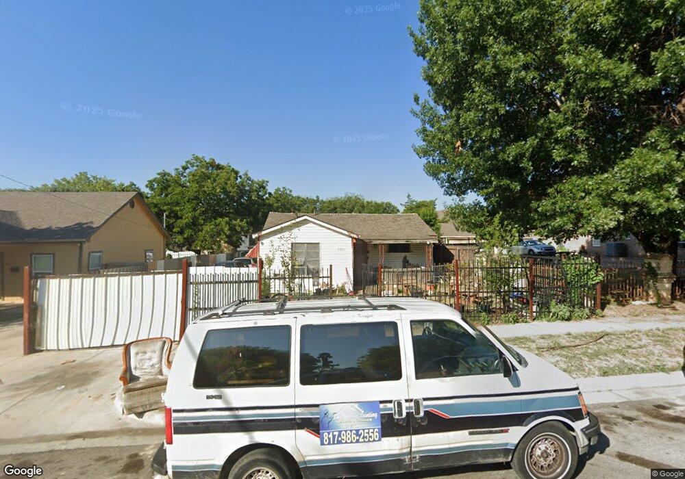 2917 NW 26th St, Fort Worth, TX 76106 - photo 1