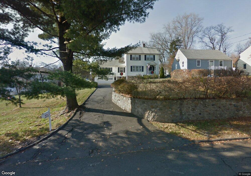 11 Fitch Ave, Darien, CT 06820 - photo 1