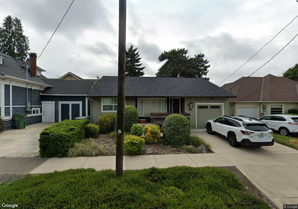 208 N College St, Newberg, OR 97132 - photo 1