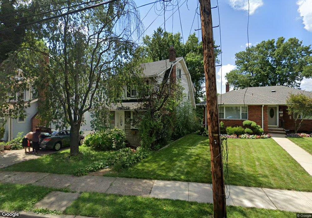 454 Stuyvesant Ave, Rutherford, NJ 07070 - photo 1