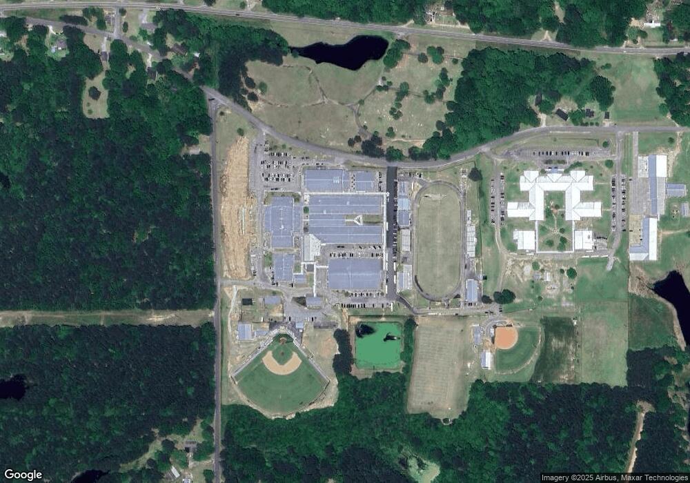 121 Nej Dr, Laurel, MS 39443 - photo 1