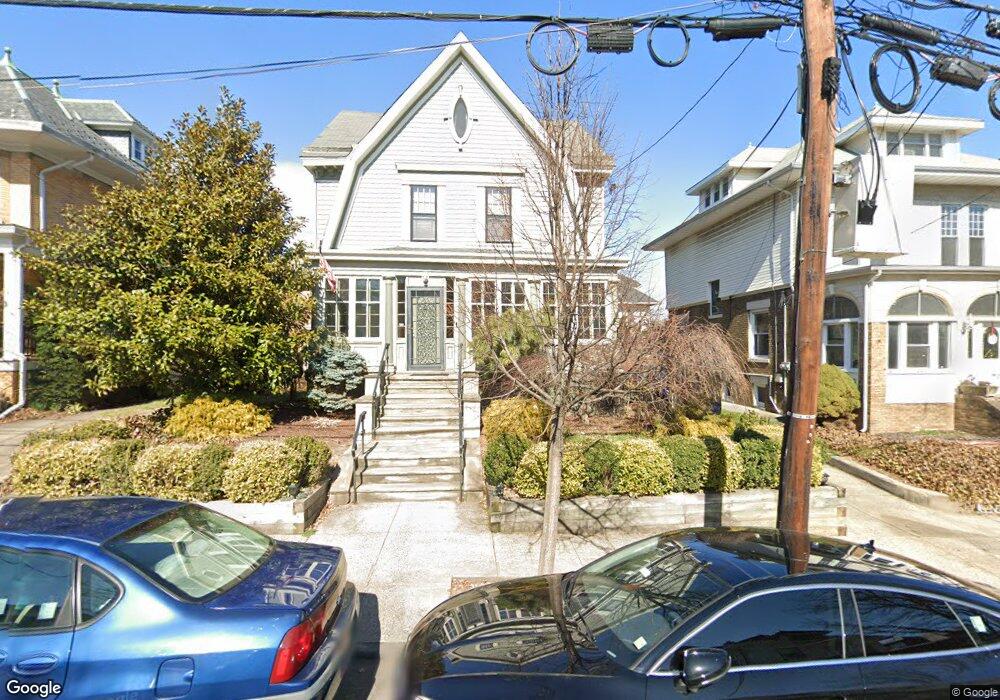 24 Columbia Terrace, Weehawken, NJ 07086 - photo 1