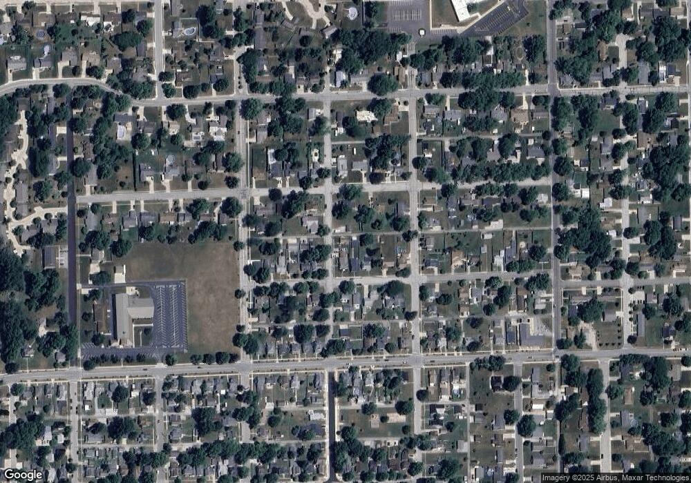 202 N Baxter St, Auburn, IN 46706 - photo 1