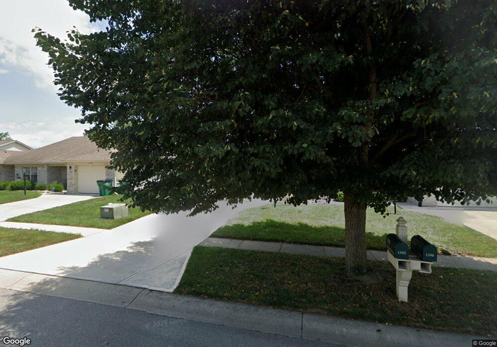 1392 Swan Dr, Franklin, IN 46131 - photo 1