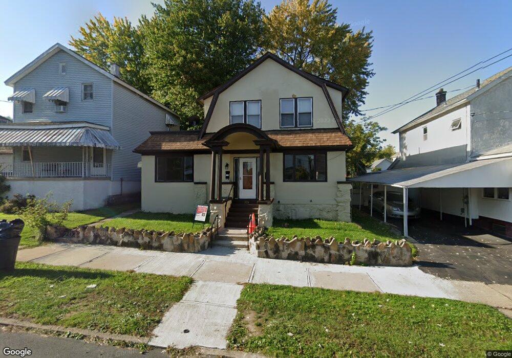 534 Genet St unit R, Scranton, PA 18505 - photo 1