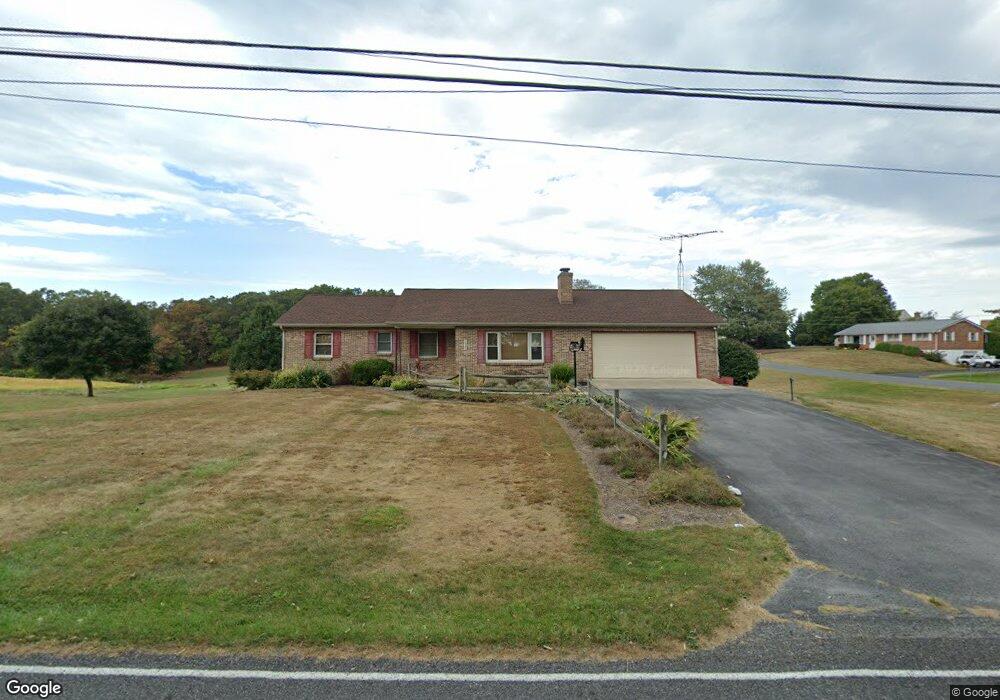 1335 Brechbill Rd, Chambersburg, PA 17202 - photo 1