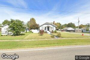 301 W Knauer St, Ava, IL 62907