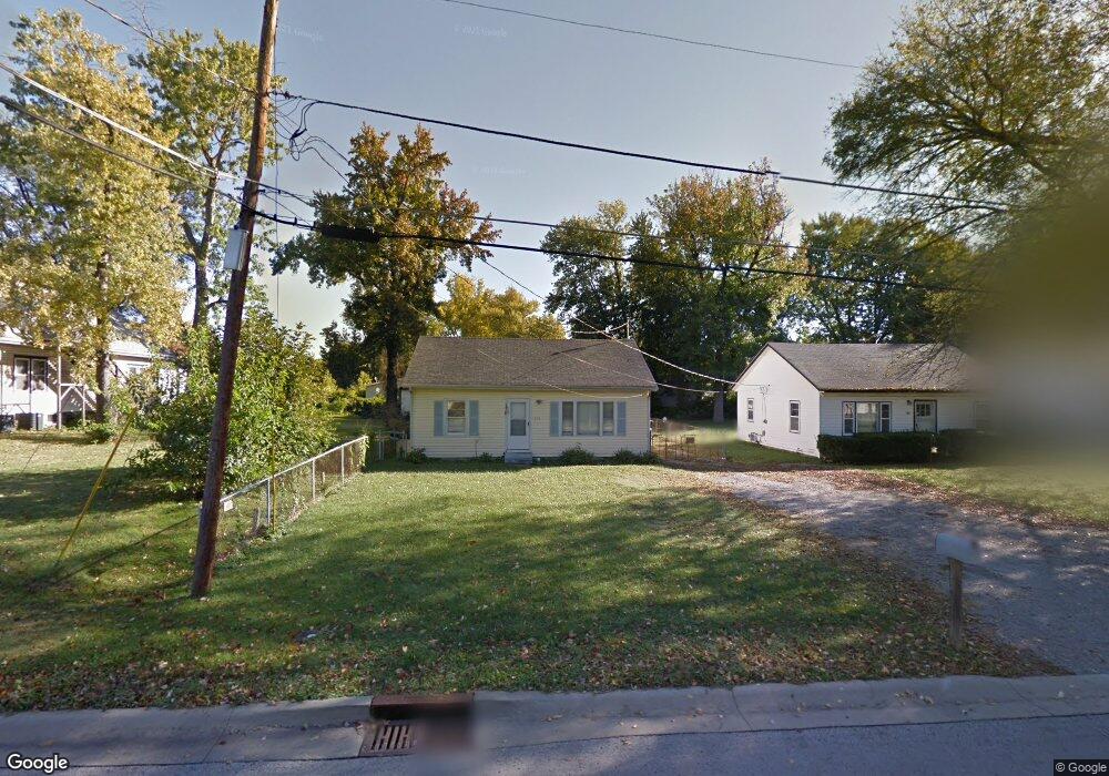 208 Mary St, Jeffersonville, IN 47130 - photo 1