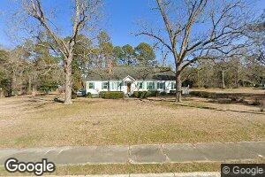 31 S Second St, Glenwood, GA 30428