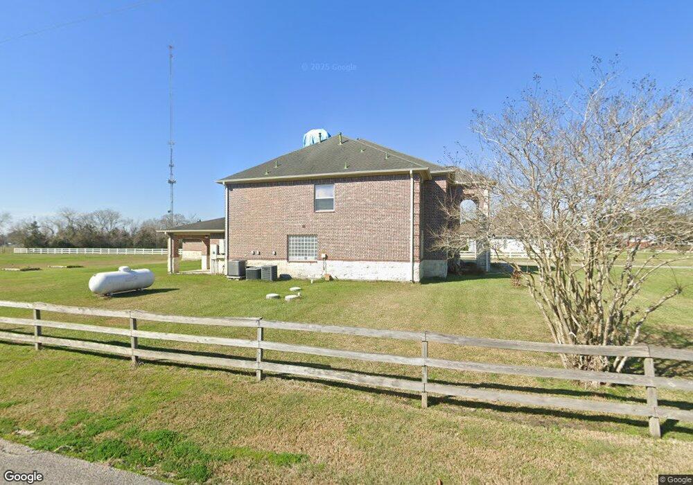 410 Bayou End Cir, Alvin, TX 77511 - photo 1