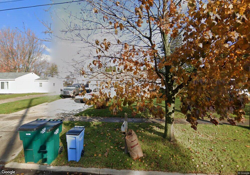 1914 W Miller Rd, Lansing, MI 48911 - photo 1