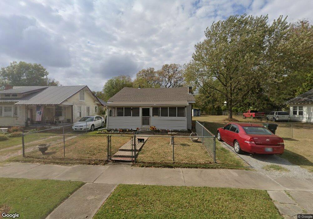 1216 N Alabama Ave, Okmulgee, OK 74447 - photo 1