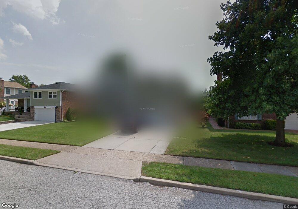 441 Terrace Ave, Garden City, NY 11530 - photo 1