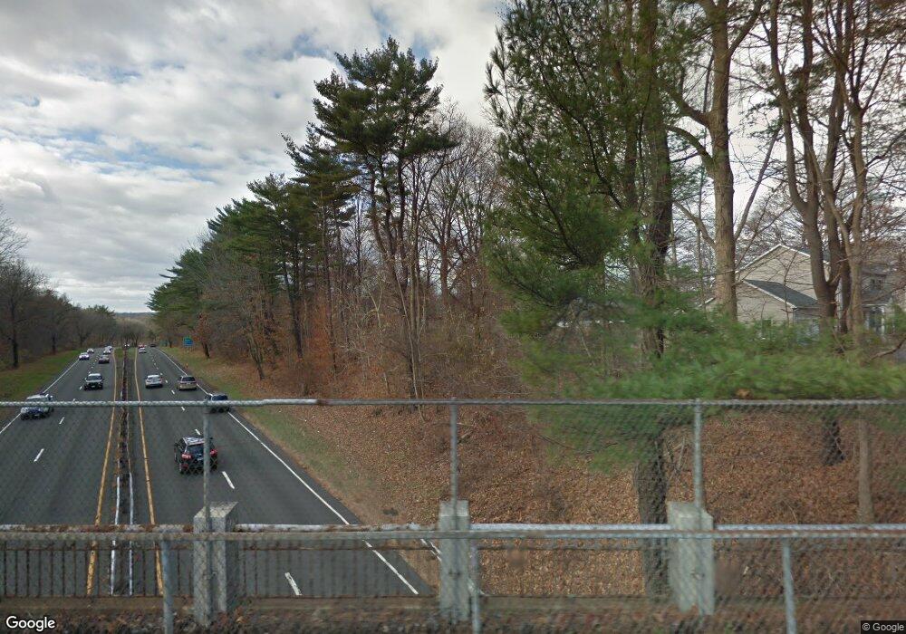 175 W Rocks Rd, Norwalk, CT 06851 - photo 1