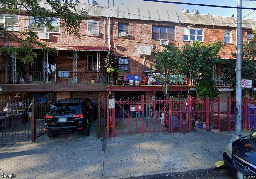 4024 Case St, Elmhurst, NY 11373 - photo 1