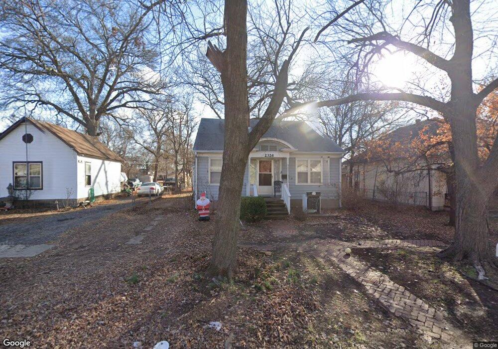 2326 Clark Ave, Parsons, KS 67357 - photo 1