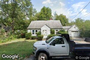 2764 W Lake Dr, Greenfield, IN 46140