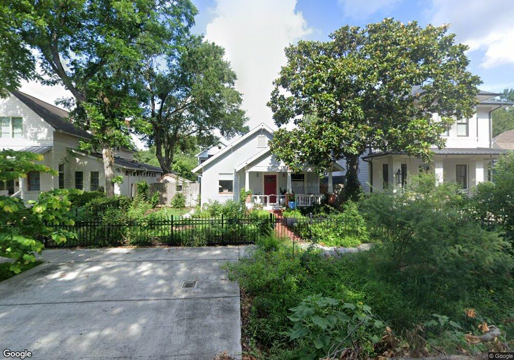 915 Allston St, Houston, TX 77008 - photo 1