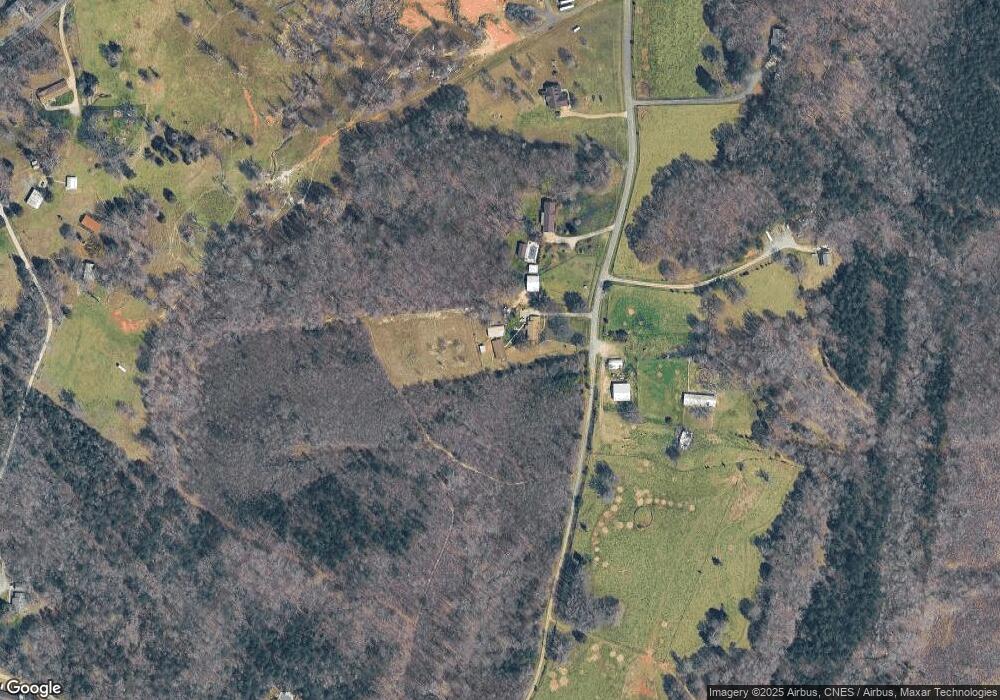 2216 Mauney Ln, Gastonia, NC 28052 - photo 1