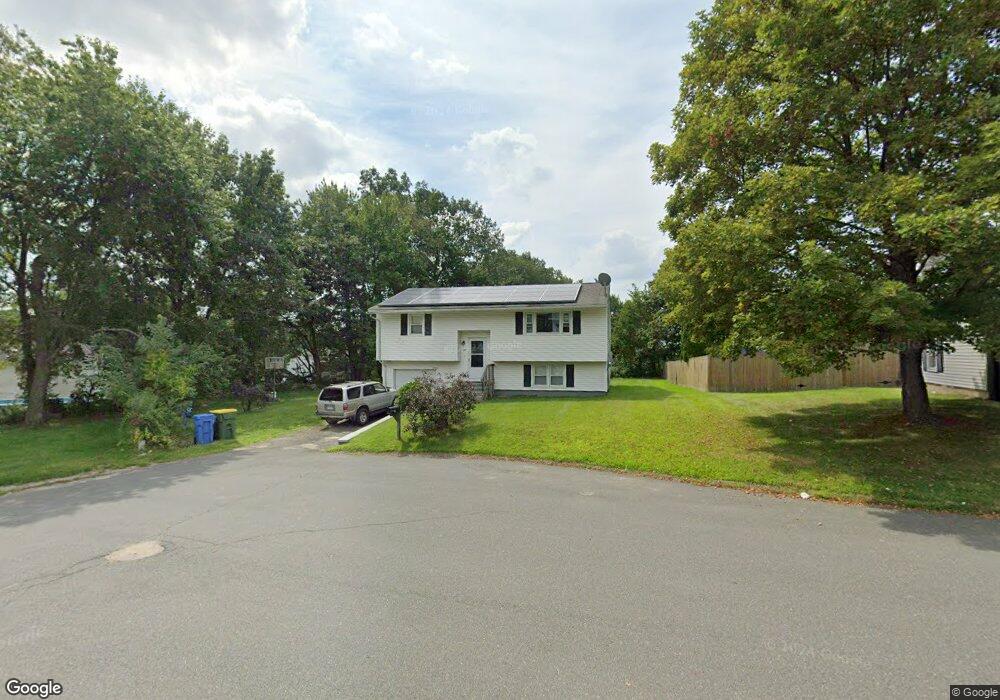 38 Cornfield Rd, Waterbury, CT 06704 - photo 1