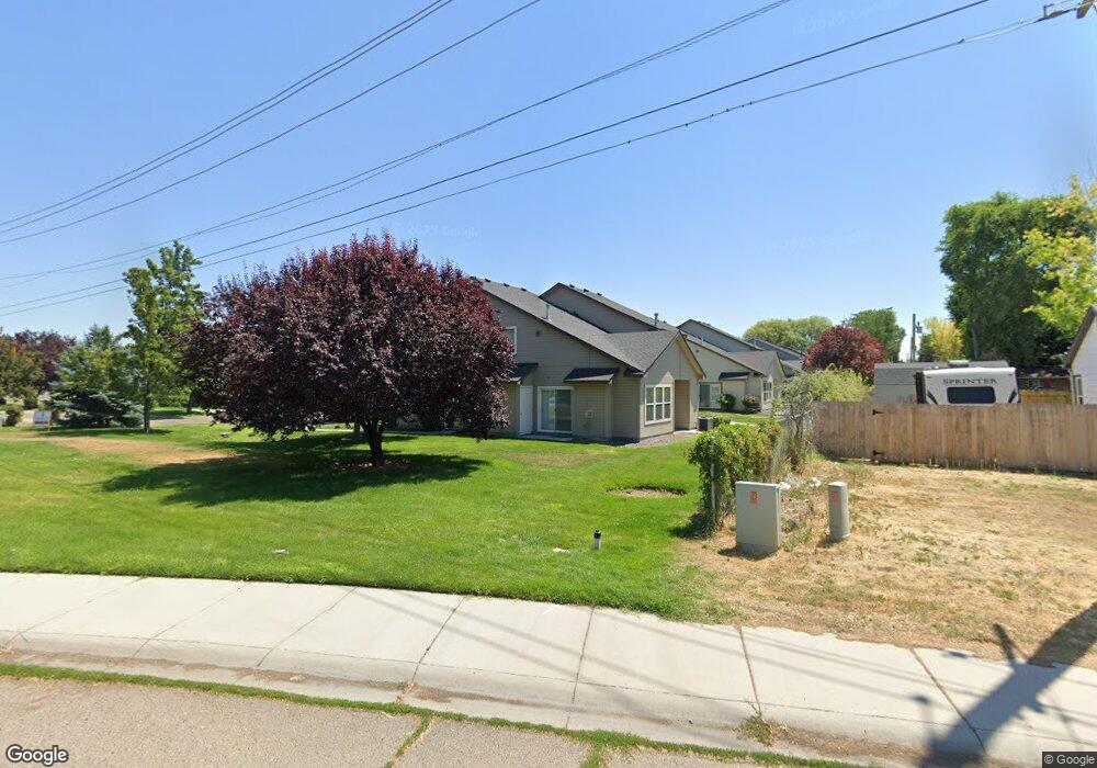 1005 S Locust St, Nampa, ID 83686 - photo 1