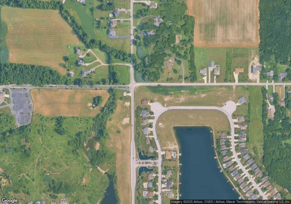 10116 Doubletree Dr N, Crown Point, IN 46307 - photo 1