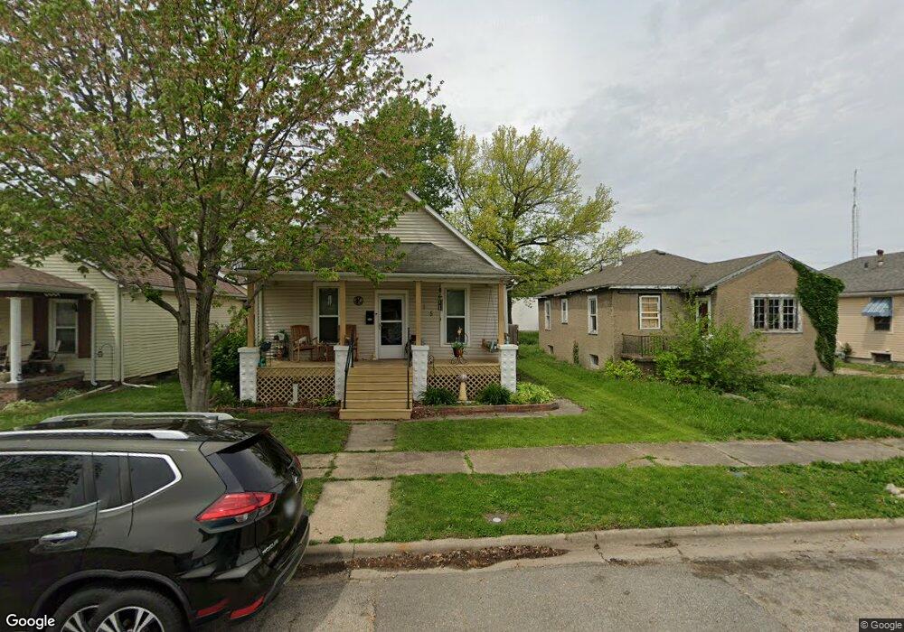 315 S Hamilton St, Lincoln, IL 62656 - photo 1