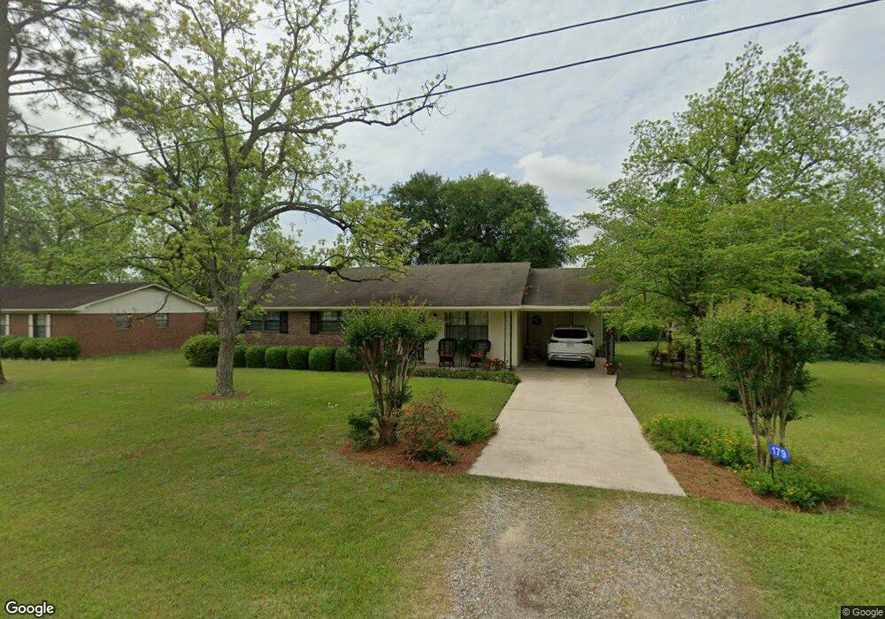 179 Grove Ave, Fitzgerald, GA 31750 - photo 1