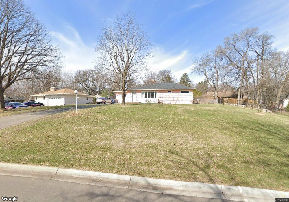 3642 Elmwood Place, Minnetonka, MN 55345 - photo 1