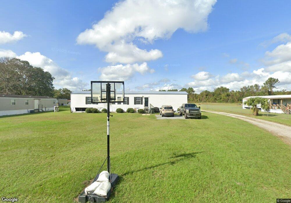 233 Yarnell Dr, Brunswick, GA 31520 - photo 1