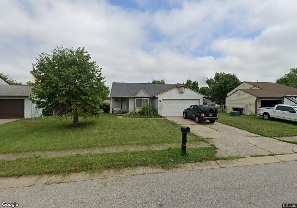 26 Meadow Ct W, Whiteland, IN 46184 - photo 1