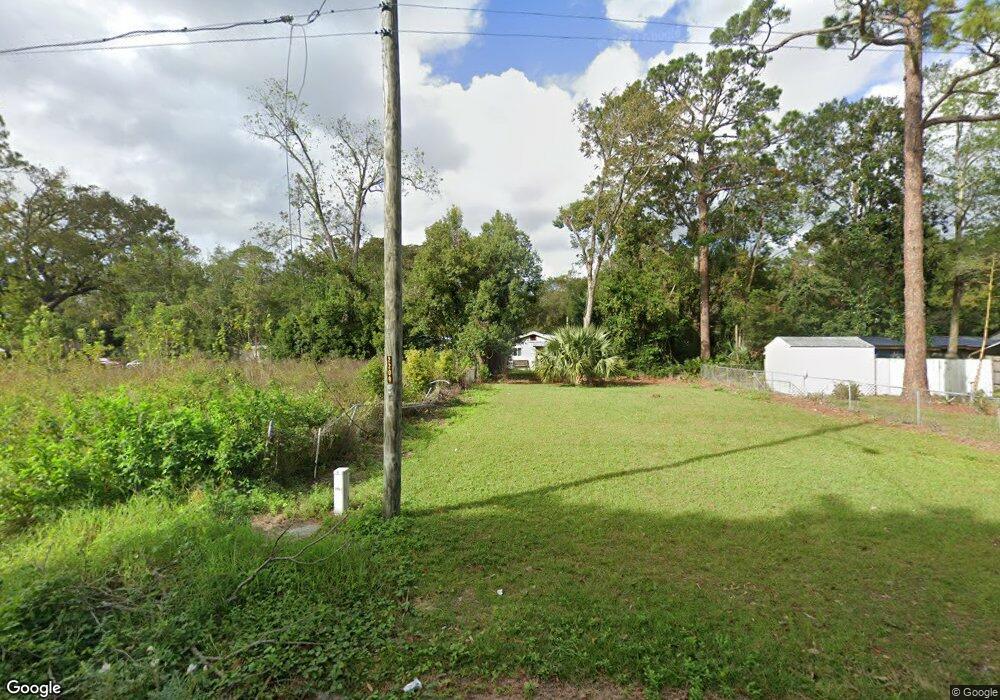 1901 3rd St, Brunswick, GA 31520 - photo 1