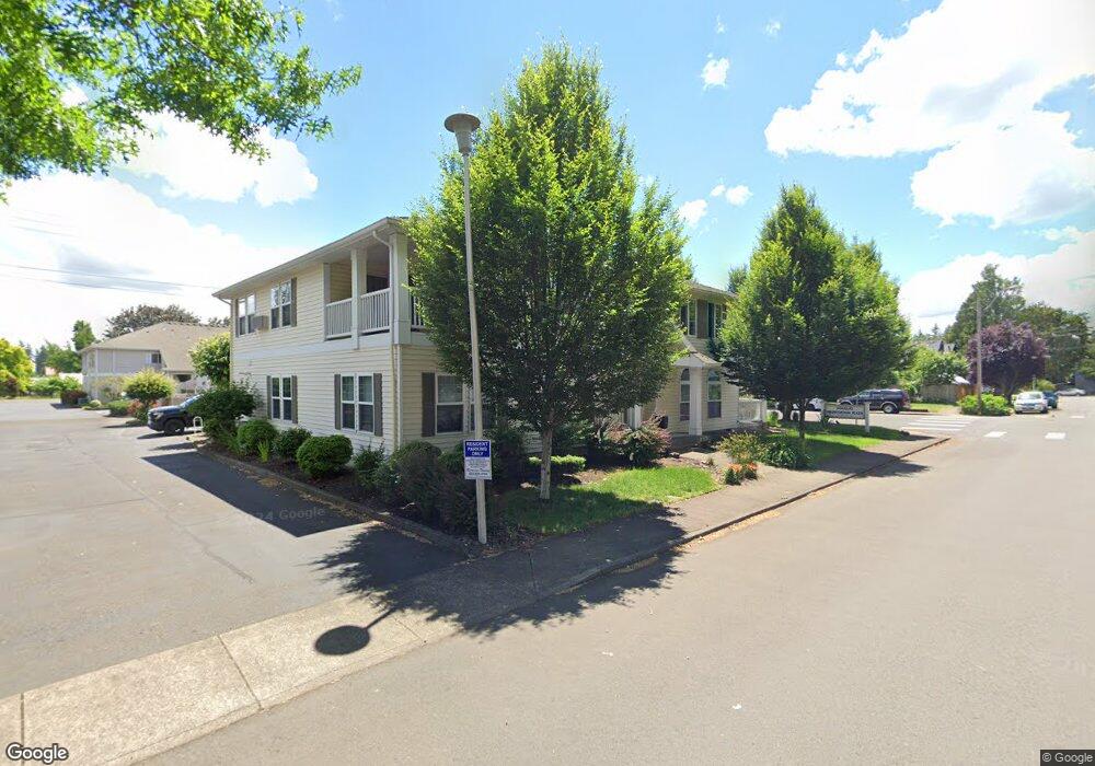 561 NW 4th Ave, Canby, OR 97013 - photo 1