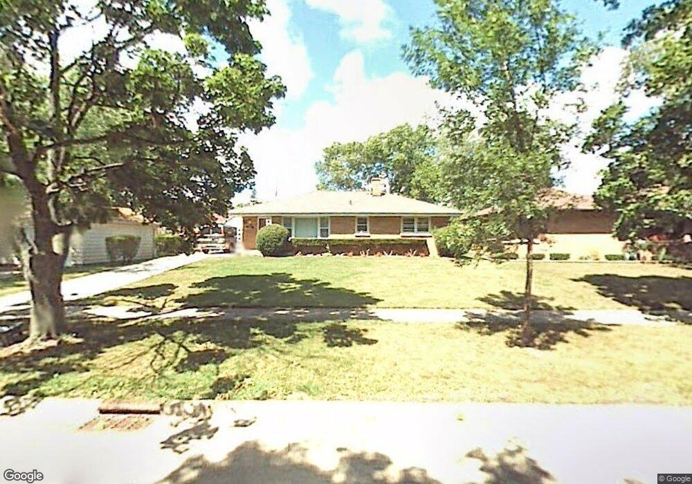 712 S Gretta Ave, Waukegan, IL 60085 - photo 1